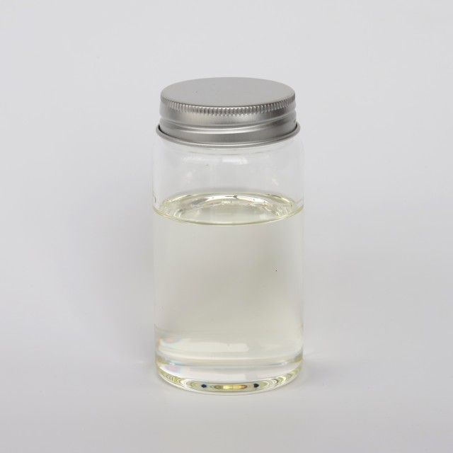 Tetra(2.2-diallyloxymethyl-1-butyl)bis(ditridecylphosphite)titanate(CAS:64157-14-8)